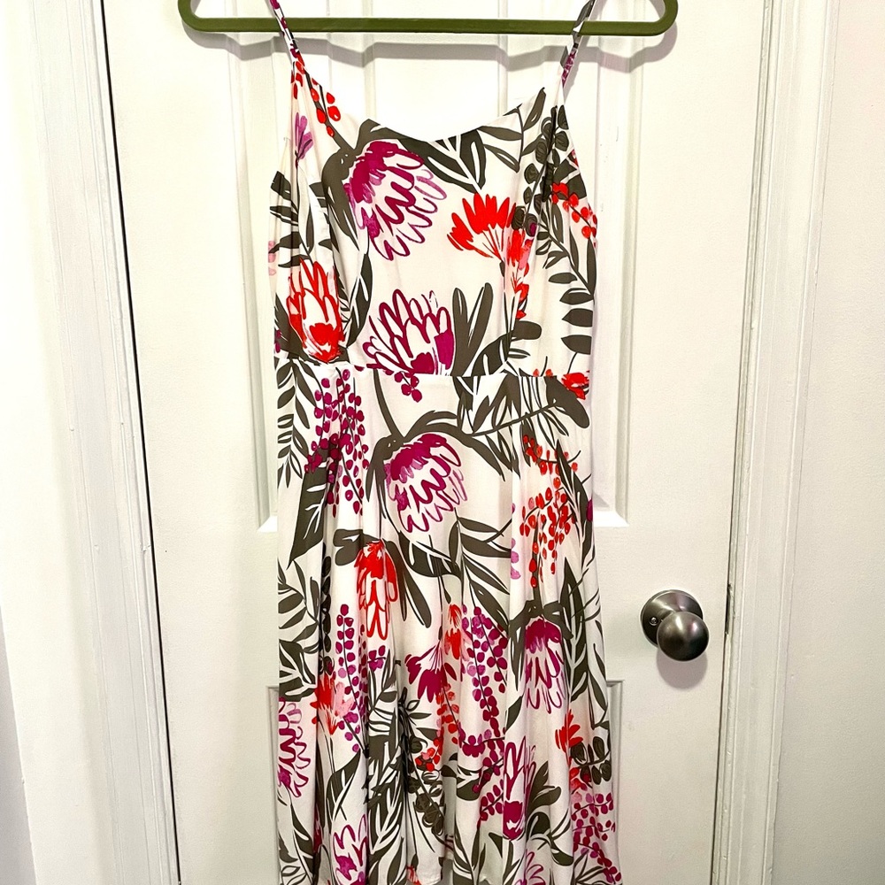 Old Navy Sun Dress, size medium. Comfy!